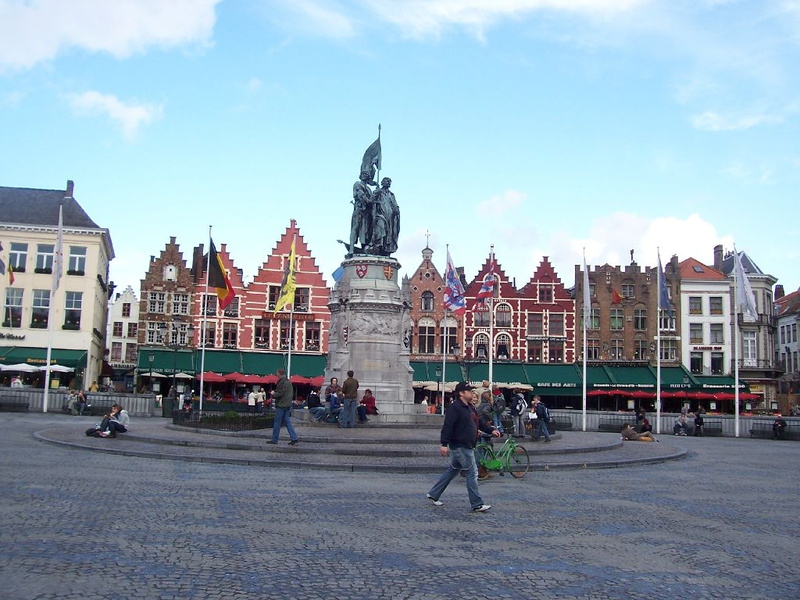 102 0111